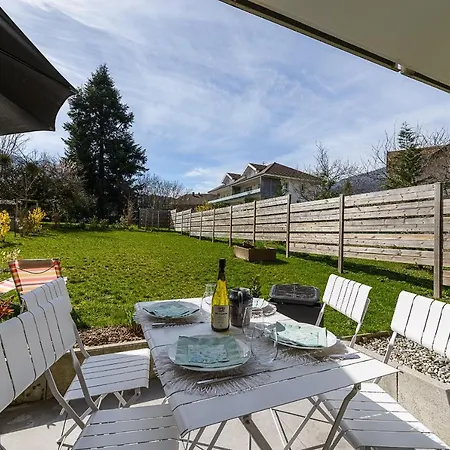 Apartment St Jorioz Village Retreat: Lakeside Serenity With Garden Saint-Jorioz
